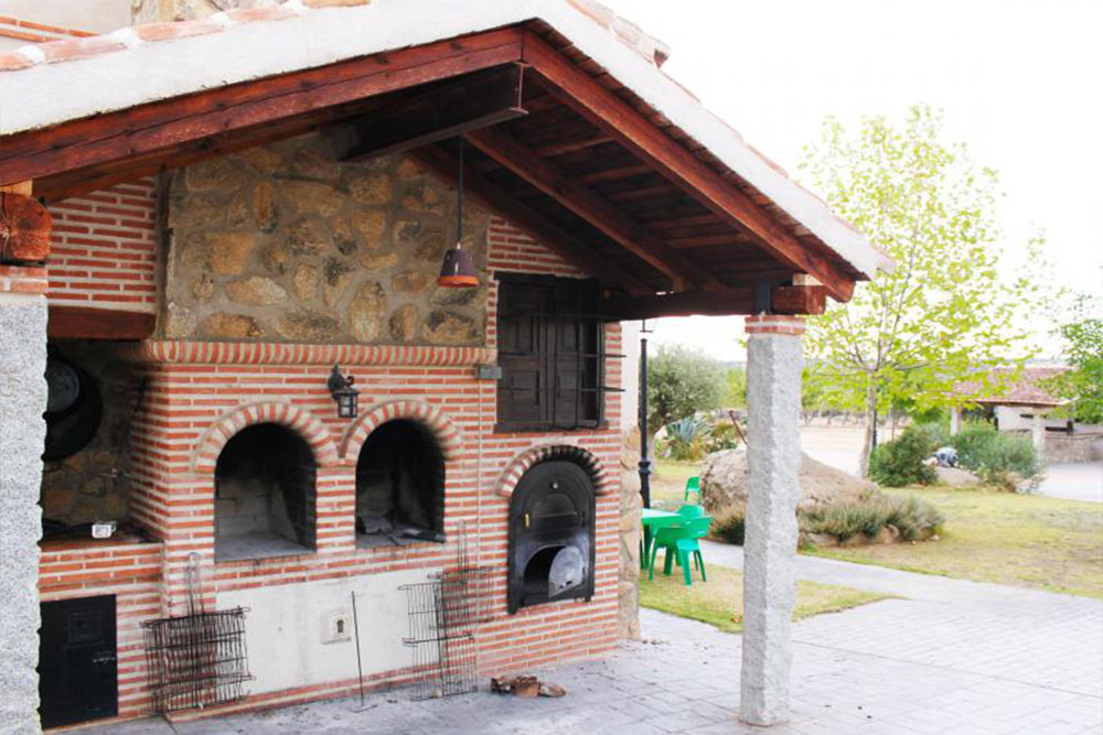 Barbacoa de la Casa Rural La Dehesilla de Melque