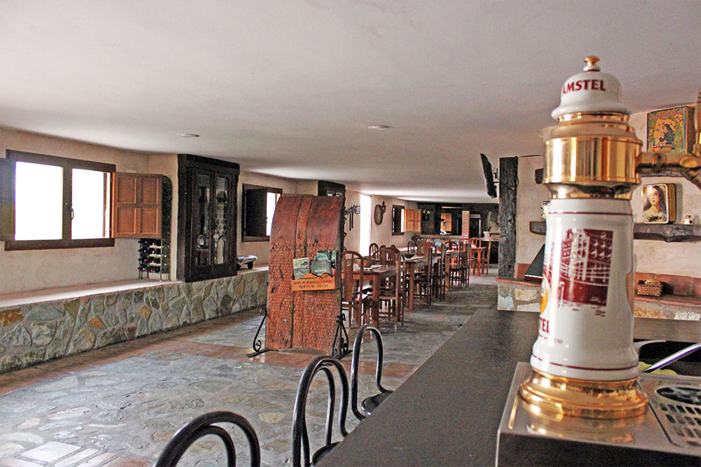 Salón inferior Casa Rural La Dehesilla de Melque